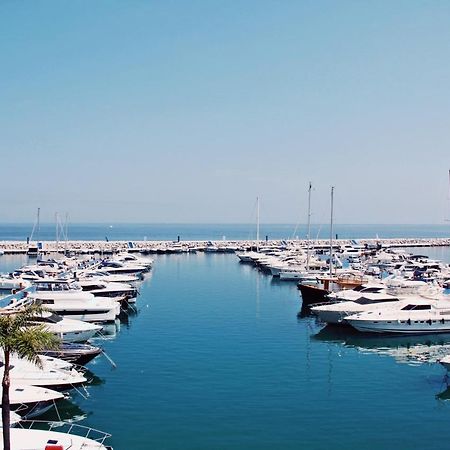 First Line Luxury Penthouse, Puerto Banus, Marbella Apartment Exterior photo
